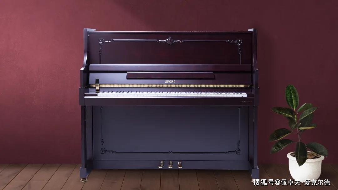 12e78dd95af3484c8532aefc932bee63.jpg 12e78dd95af3484c8532aefc932bee63.jpg