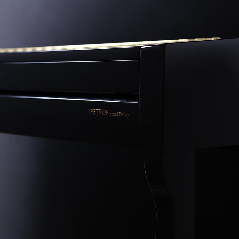 佩卓夫·爱克尔德 A122M1